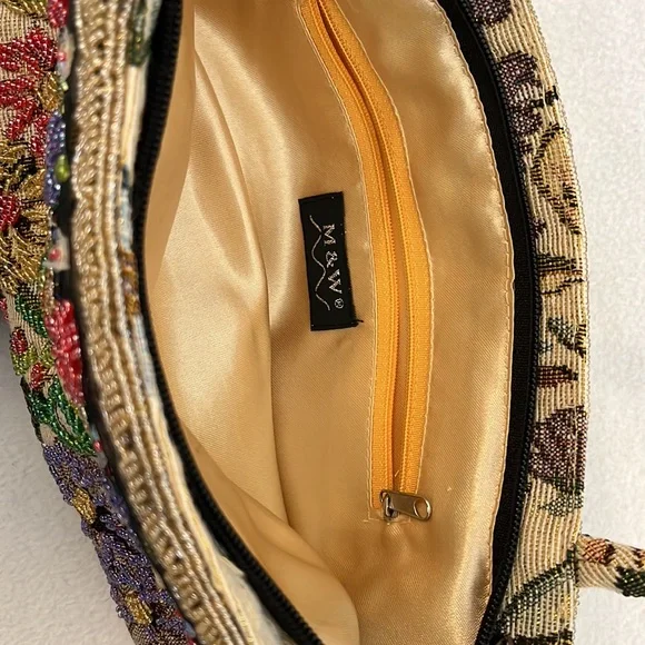 Sparkly evening or dress up bag. - Picture 2 of 5